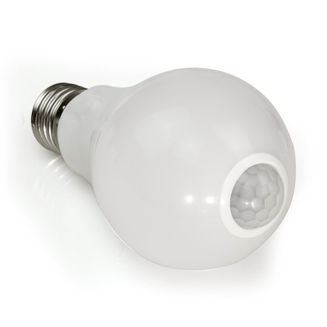 Interior al aire libre de la luz de la seguridad del bulbo LED del sensor de movimiento del alto brillo